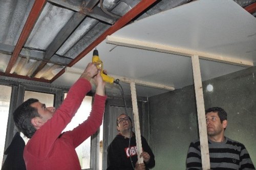 Kuşadası’nda Yanan Ev İçin Seferberlik