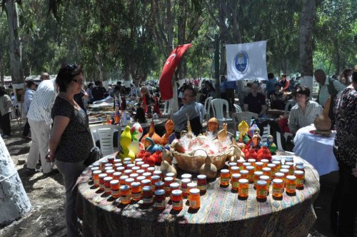 Kuşadası'nda Yaşayan Girit'liler 3 Bin İmza Topladı