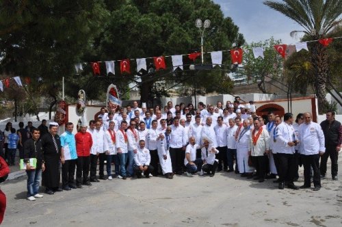 Kuşadası’nda Yemek Sergisi