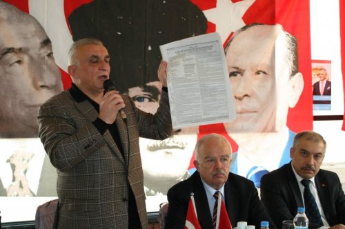 MHP Muhtarlarla Bir Araya Geldi