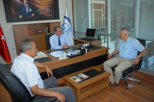 MHP’den SGK Müdürüne Ziyaret