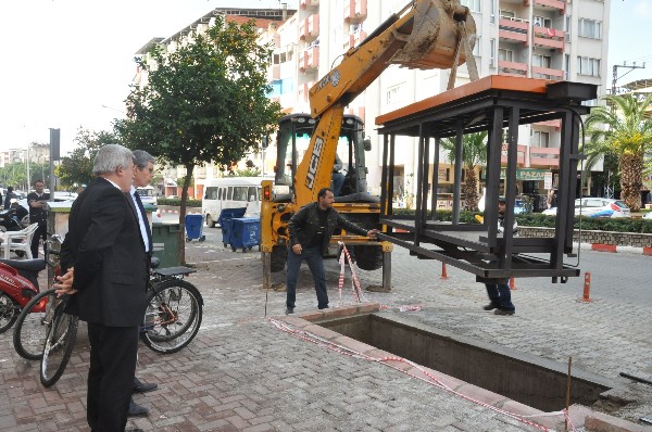 nazilli’de-cop-konteynerleri-yeraltina-aliniyor-(2).jpg