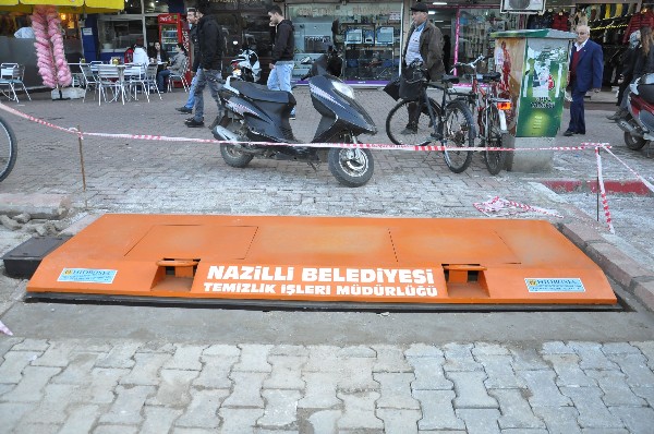 nazilli’de-cop-konteynerleri-yeraltina-aliniyor-(5).jpg