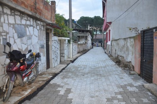 Nazilli Belediyesi, Sümer Mahallesi'nde kota yükseltme çalışması yapıyor