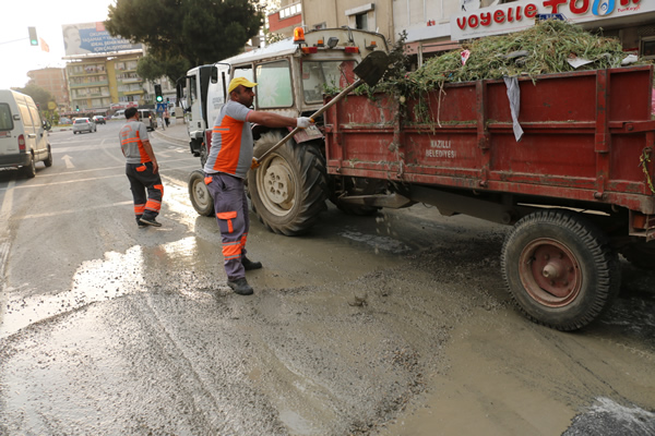 nazilli-beton-mikseri-01052017-(11).jpg