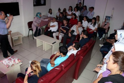 Nazilli Diş Sağlığı Merkezi'nde Meslek Hastalıkları Eğitimi Verildi