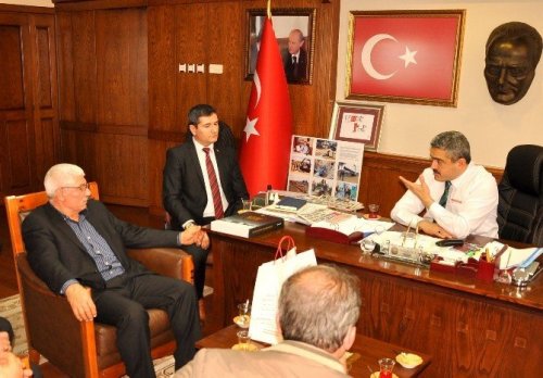 Nazilli Erzurumlular Derneği  Başkan Alıcık’ı ziyaret etti