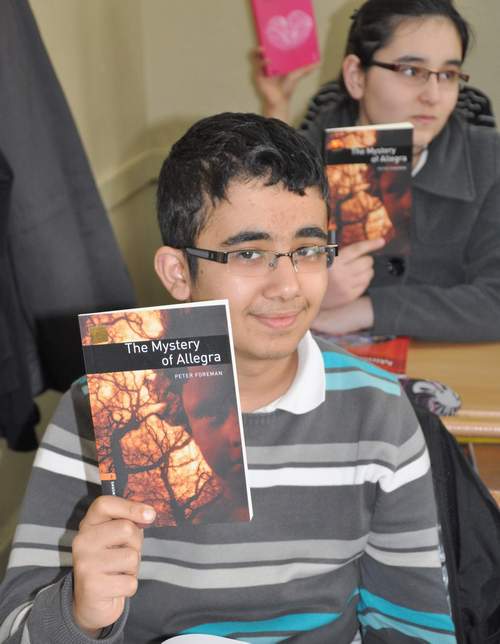 nazilli-fen-lisesi-kitap-okuyor-(9).jpg