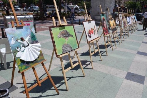 Nazilli Halk Eğitim Merkezi’nden Resim Sergisi