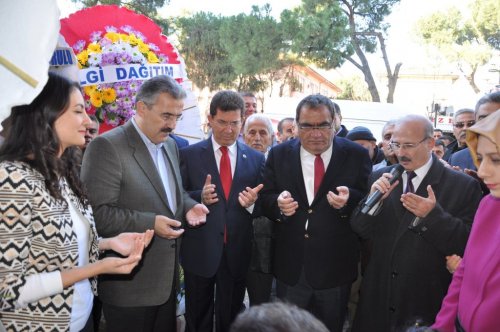 Nazilli yeni bir eczaneye daha kavuştu