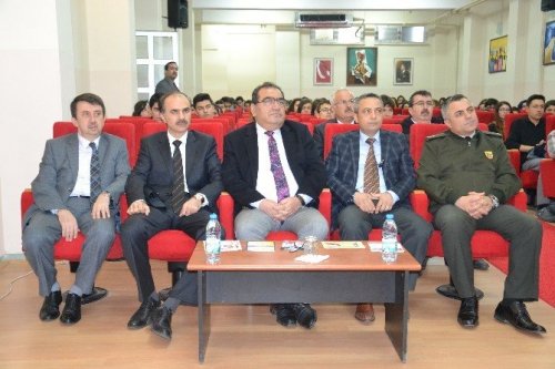 Nazilli’de 27 bin öğrenciye ‘güvenli internet kullanımı’ eğitimi verilecek