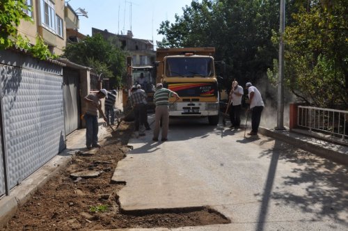 Nazilli'de Bozulan Yollar Tamir Ediliyor