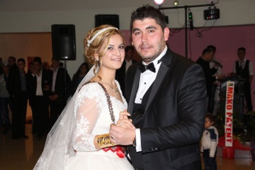 Nazilli'de İnç ve Sarıoğlu ailelerinin mutlu günü