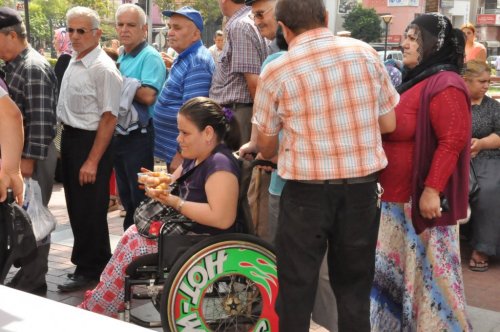 Nazilli'de Merhum Adnan Menderes için Lokma Hayrı Yapıldı