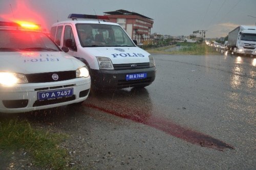 Nazilli’de Yağan Şiddetli Yağmur Kazayı Da Beraberinde Getirdi; 1 Ağır Yaralı