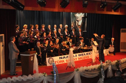 Nazilli'de Yeni Yıl Konseri izleyenleri büyüledi