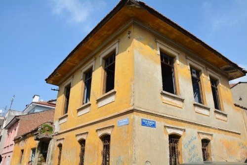Özakcan: Tarihi yapılar bir toplumun geçmişini anlatan en önemli kalıntılardır