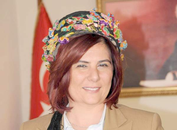 ozlem-cercioglu,-ilk-2’de-(2).jpg
