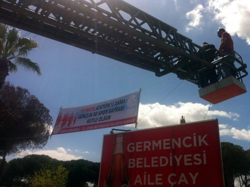 Pankart Tartışması Devam Ediyor