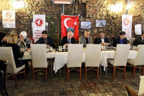 Pekgüzel, Muhtarlarla Bir Araya Geldi