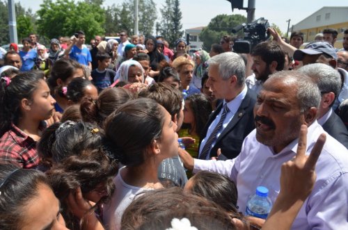 Sazlı Halkı Karayolunu Trafiğe Kapadı