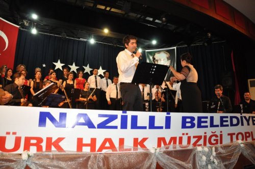 Sevda Türküleri Nazilli'de Yürekleri Isıttı
