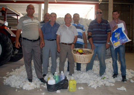 SEZONUN İLK PAMUĞU TARİŞ'E TESLİM EDİLDİ