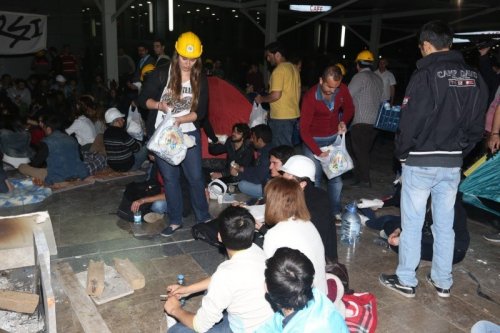 Soma Protestocusu Gençlere Destek