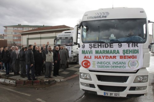 Suriye’ye 3 Tır Yardım Malzemesi Gönderildi