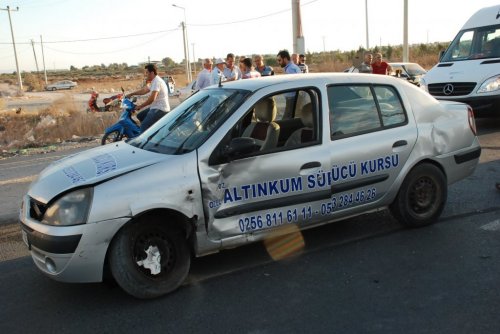 Takla Atan Araçtan Burnu Bile Kanamadan Çıktı
