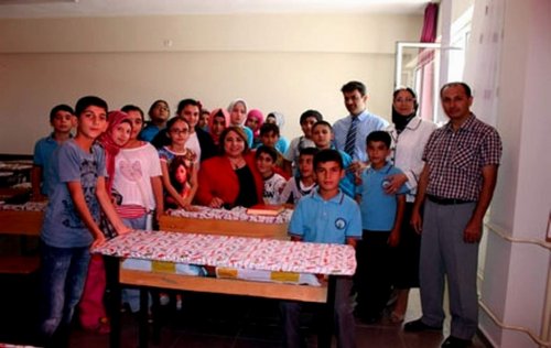 Töre, İmam Hatip Okullarını ziyaret ediyor
