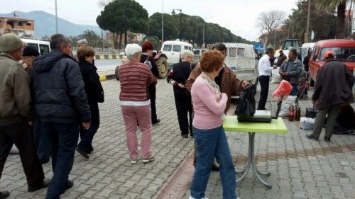 Turistlerden Germencik incir pazarına yoğun ilgi