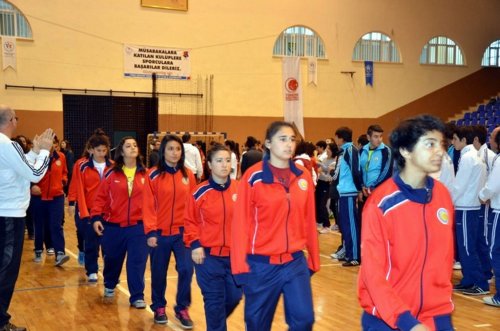 Türkiye Okullar Arası Futsal Yarı Final Müsabakaları Aydın’da Başladı