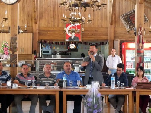 Ümmet Akın, Mahalle Muhtarlarıyla Bir Araya Geldi