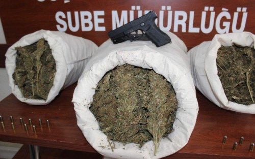 Uyuşturucu Tacirleri <span style=