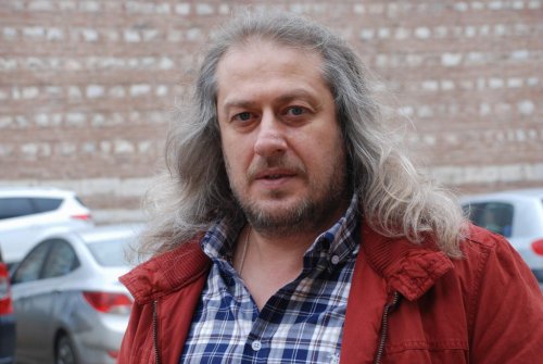 Uzun Saçlı Belediye Başkan Adayı