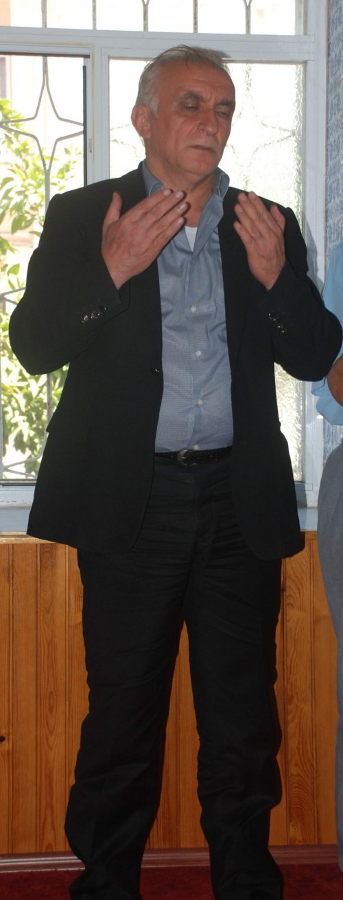Uzunırmak, Menderes adına 52 camide mevlit okuttu