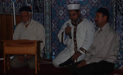 Uzunırmak, Menderes adına 52 camide mevlit okuttu