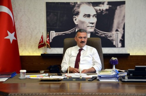 Vali Ayyıldız, Eğiitim Camiasına Seslendi
