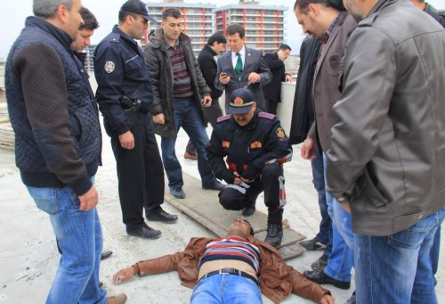 Vekil Devreye Girdi, İntihardan Vazgeçti