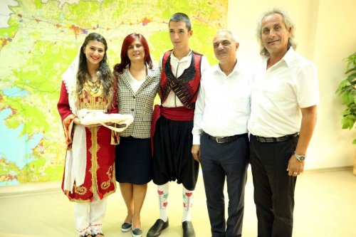 Yabancı Folklorcüler, Başkan Çerçioğlu’nu Ziyaret Etti