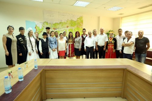 Yabancı Folklorcüler, Başkan Çerçioğlu’nu Ziyaret Etti