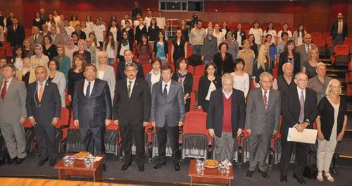 yaslilarin-beklentileri-huzur,-sevgi,-saygi-ve-bakimdir-(1).jpg