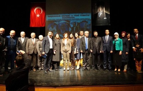 Yeni Türkiye ve Başkanlık Sistemi konferansı