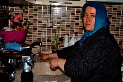 Yönetim Borcu Ödemedi Diye 350 Kişinin Elektriği Kesildi