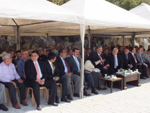 Yunanlıların Yaktığı Cami Yeniden Yapılıp İbadete Açıldı