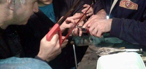 Yüzüğü Çıkartamayan Kadın İçin Hastane Seferber Oldular